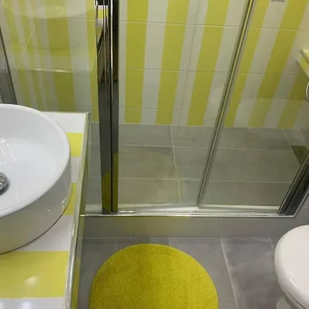 Charming Saint Germain Odeon Luxembourg * Parijs